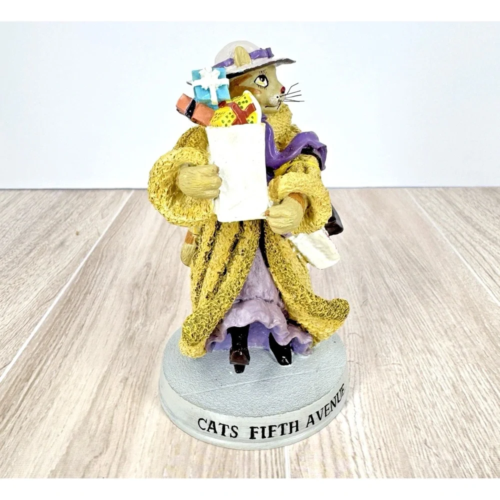 Cat Hall of‎ Fame 241 Cats Fifth Avenue Ertl Figurine 1998 NOB w Box